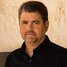 Author Dr. Brad Eli